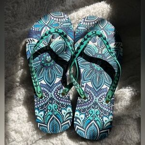 Vera Bradley Flip Flops